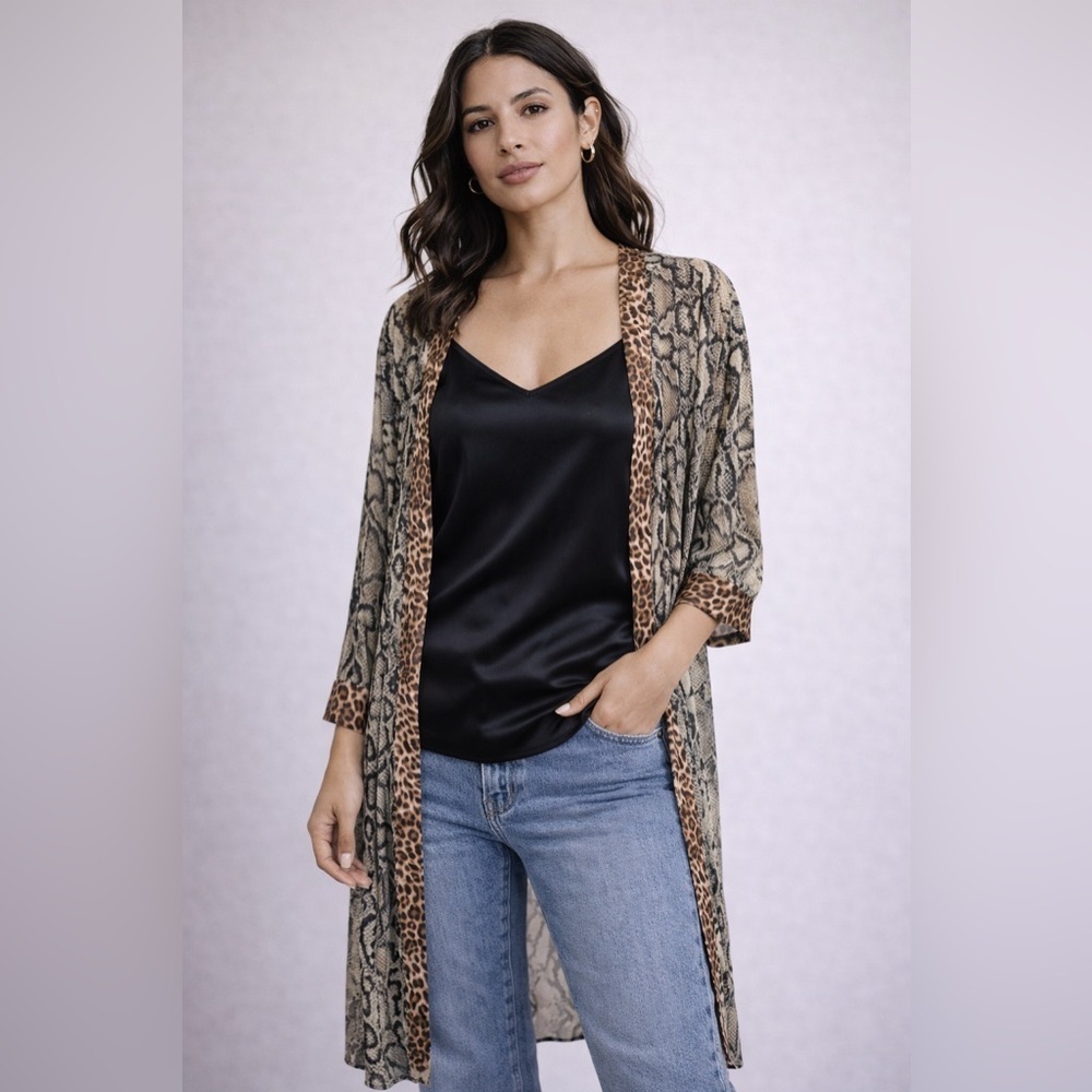 Lisa Rinna Collection Size M Animal Print Long Kimono‎ open Cardigan Shiffon